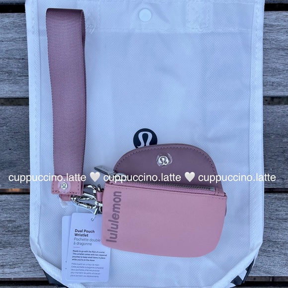🩷NWT🌹Lululemon Athletica Dual Pouch Wristlet in Pink Pastel/Twilight Rose